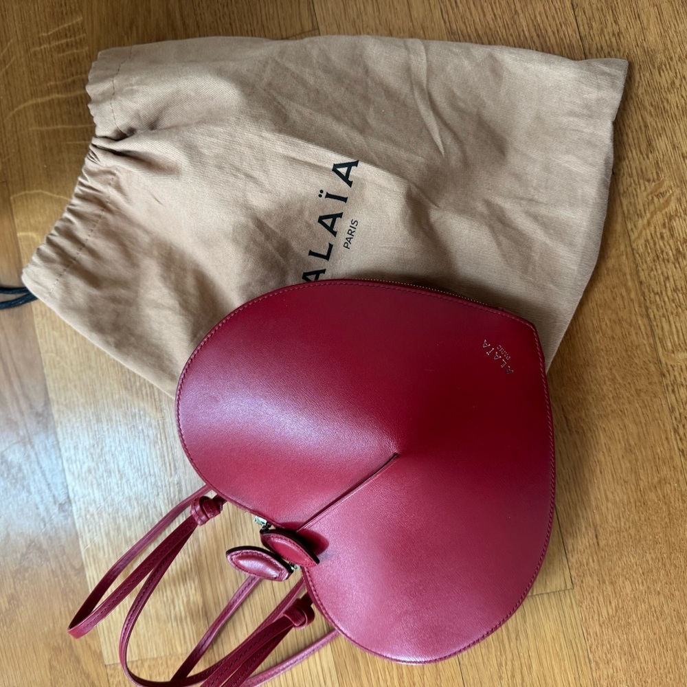 Alaia Red ‘Le Coeur’ Heart Bag - Picture 3 of 5